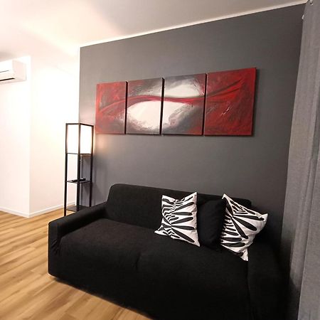 Ancient Rome Colosseum Modern And Bright Apartment ภายนอก รูปภาพ